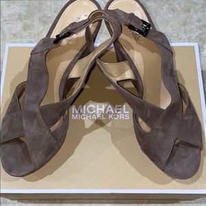 Michael Kors Becky wedges: Size 9.5